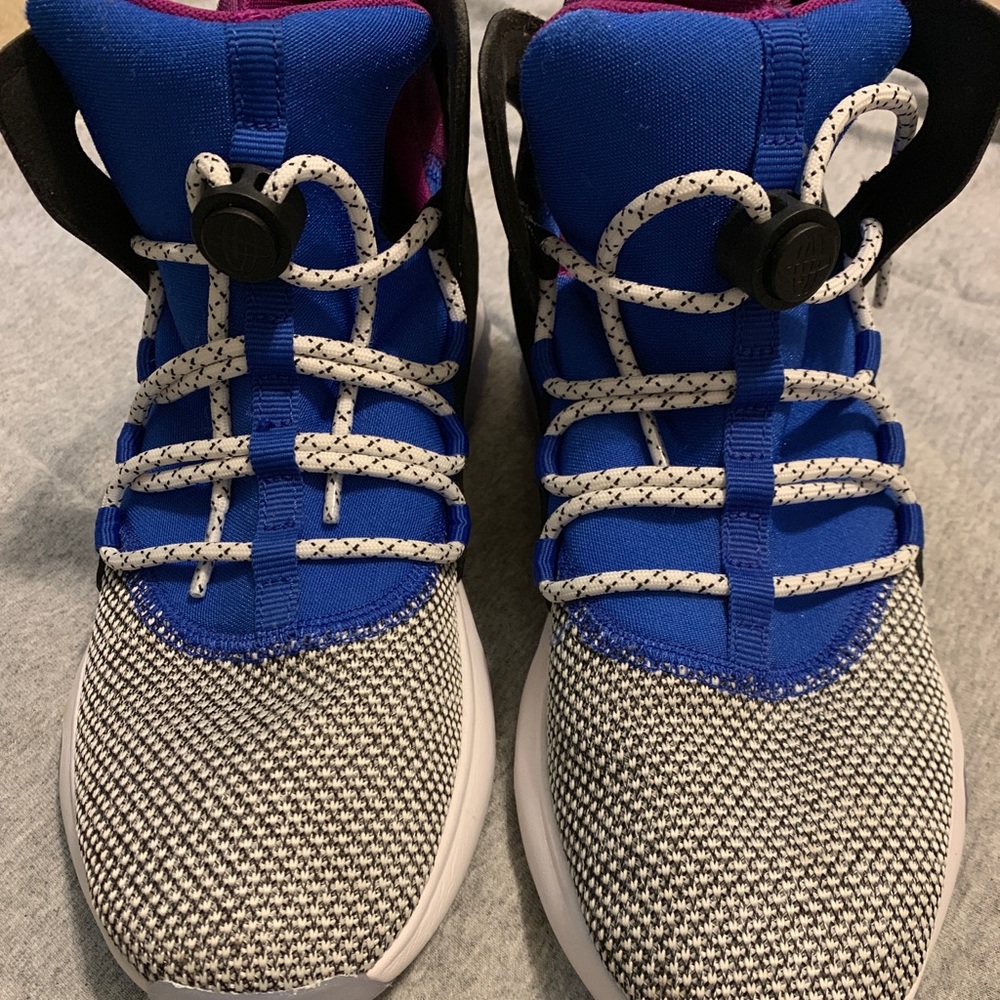 Nike Kids Air Flight Huarache Basketball Shoe